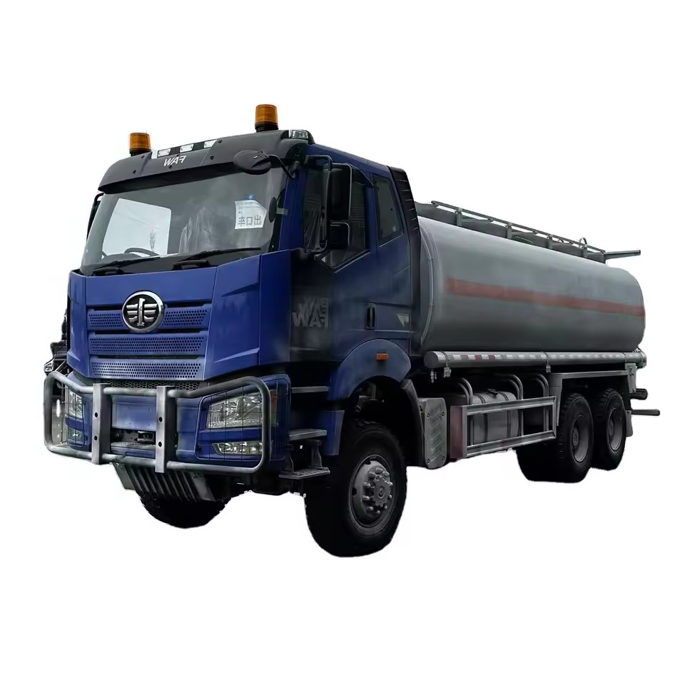 Jiefang 6 * 6 Petrol Tanker Kamyon 26m3