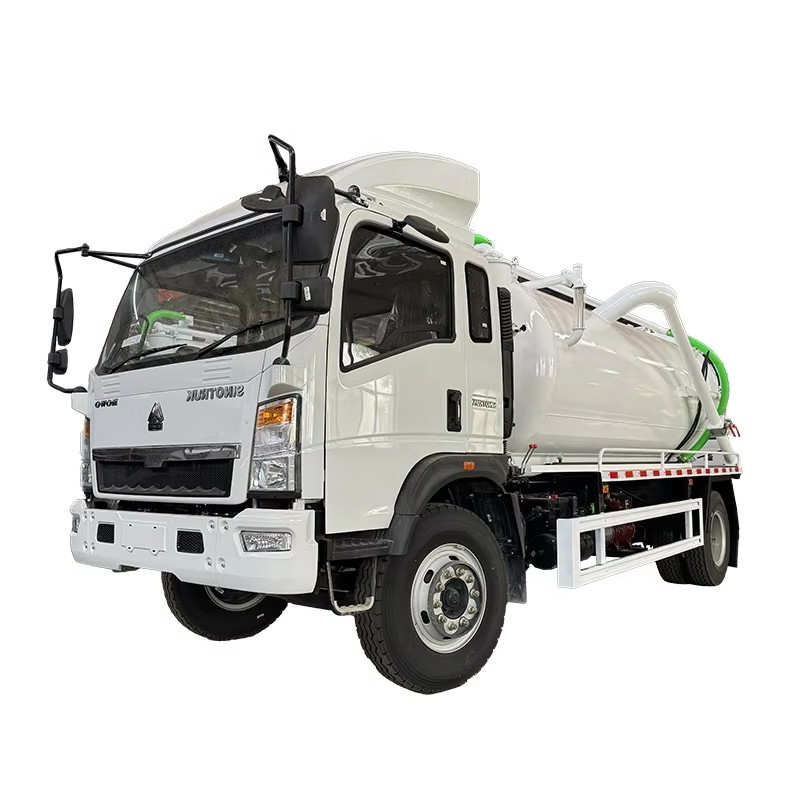 Sinotruk Howo 5000L Sewage Emme Kamyon 4x2 Y&uuml;ksek Basın&ccedil;lı Vakum Sewage Emme Tanker Kamy