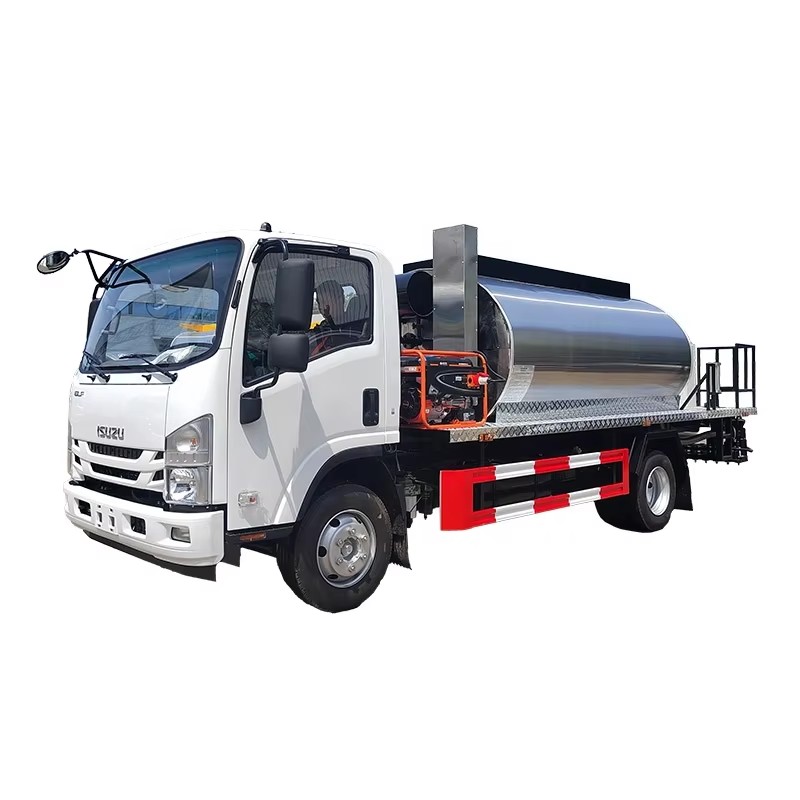 1SUZU ELF 8 Ton Asfalt Dağıtıcı Kamyon Yol Asfalt D&ouml;şeme Makineleri Sal I&ccedil;in Bit&uuml;me