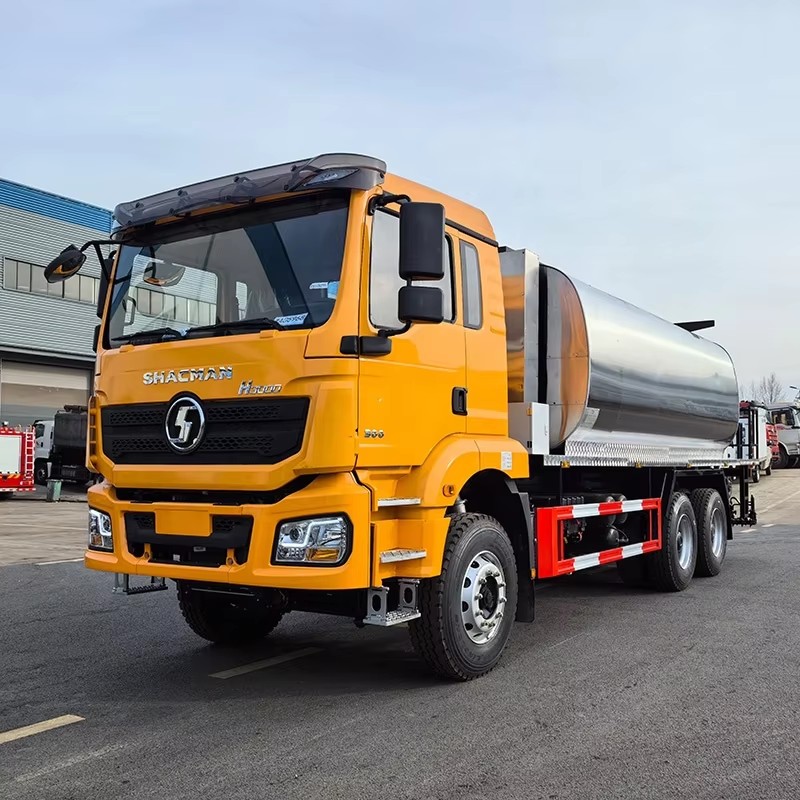Shacman H3000 7 Ton Asfalt Dağıtıcı Kamyon Yolu Asfalt D&ouml;şeme Makineleri Em&uuml;lsiyon Bit&uum
