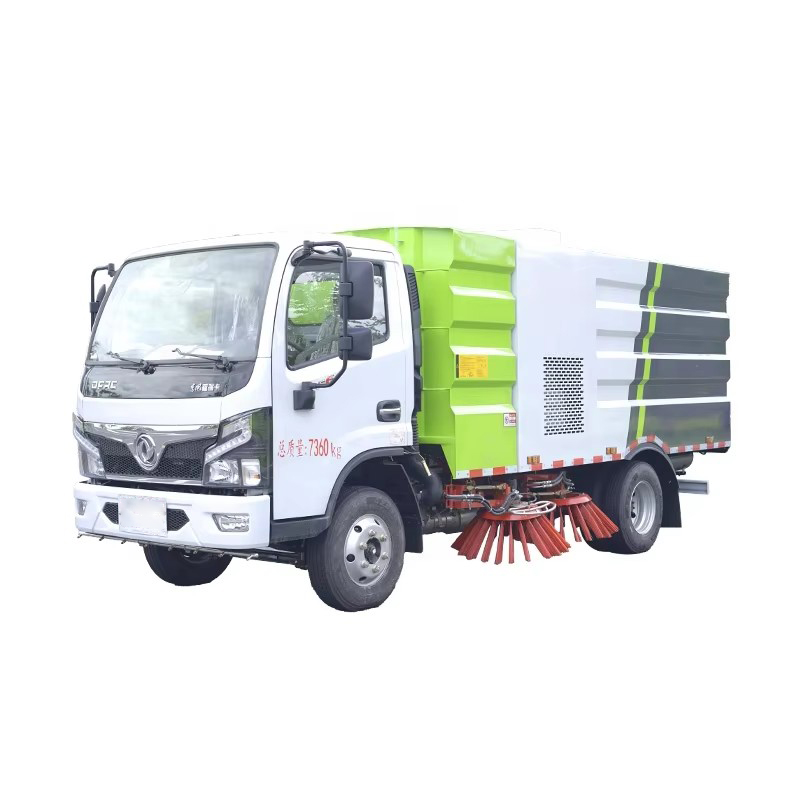 Havaalanı Pisti I&ccedil;in Dongfeng 4000L Şehir Sokağı Temizleme Kamyonu Vakum Yol S&uuml;p&uuml;rg