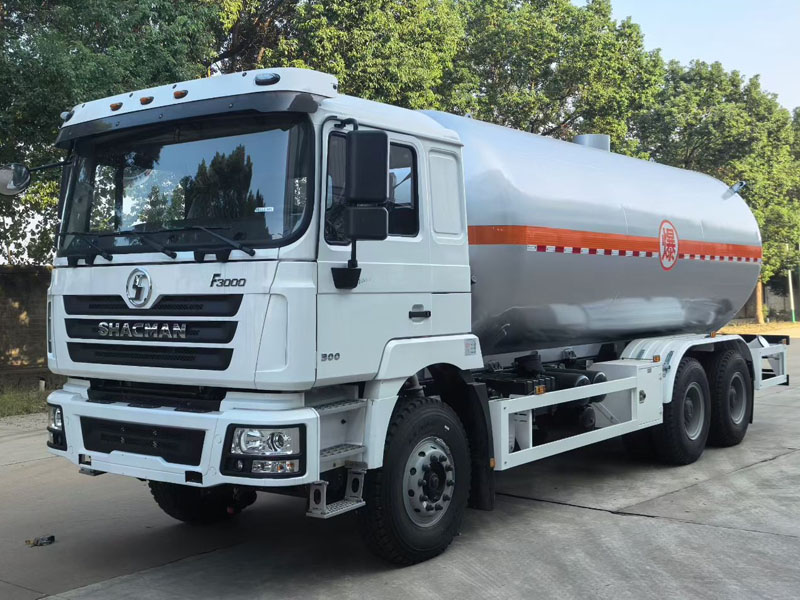 LPG Sıvılaştırılmış Petrol Gazı Tank Kamyonları Nasıl G&uuml;venli Bir şekilde Taşınır?